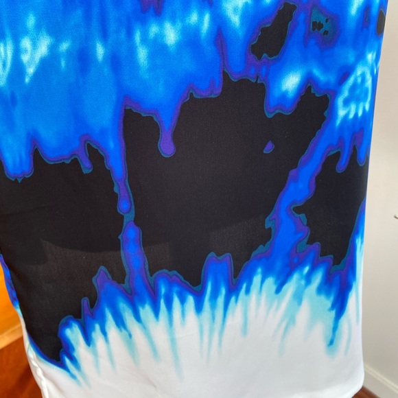 Vince Tie Dye Silky Short Sleeve Shift Dress Sz 0 - Picture 6 of 7